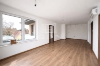 Gárdony Lakás (téglaépítésű)