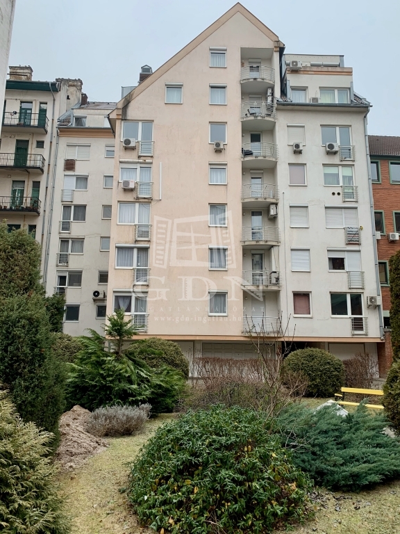 Miete Budapest IX. kerület Wohnung (Ziegel)