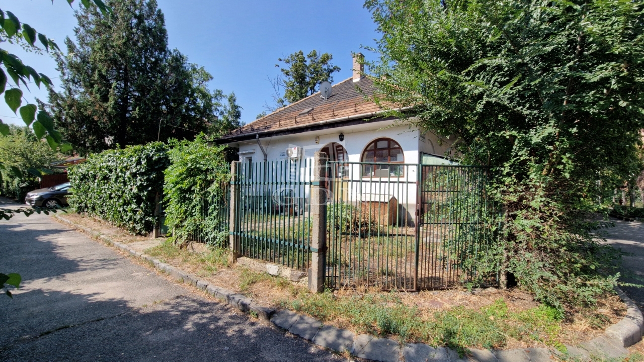 For sale Budapest X. kerület Semidetached house