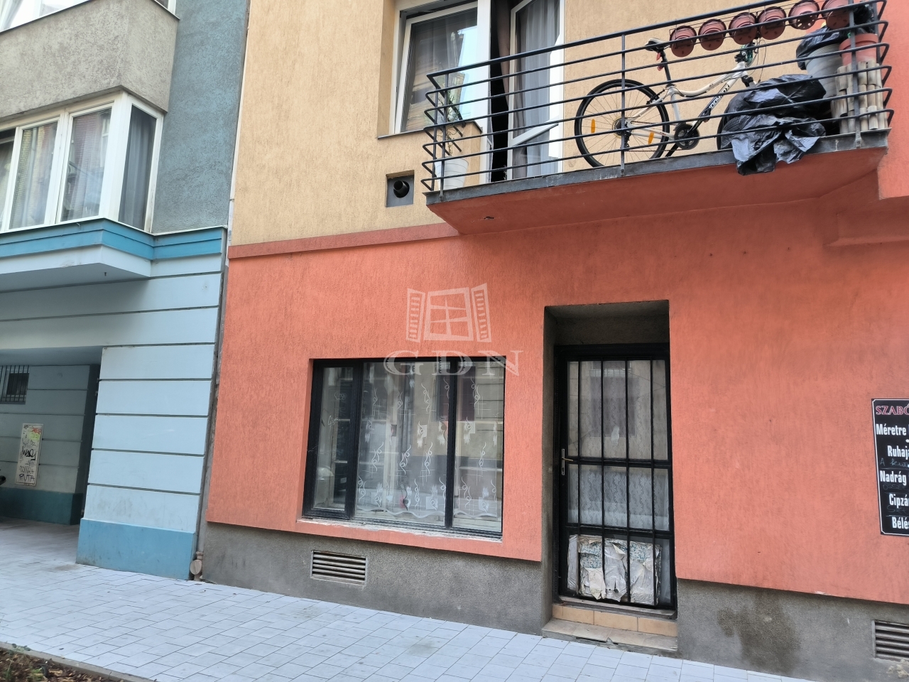 For sale Budapest VIII. kerület Commercial - Commercial premises